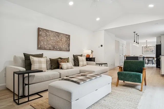 $895,000 | 358 Cowdrey Path, Woodstock, VT 05071