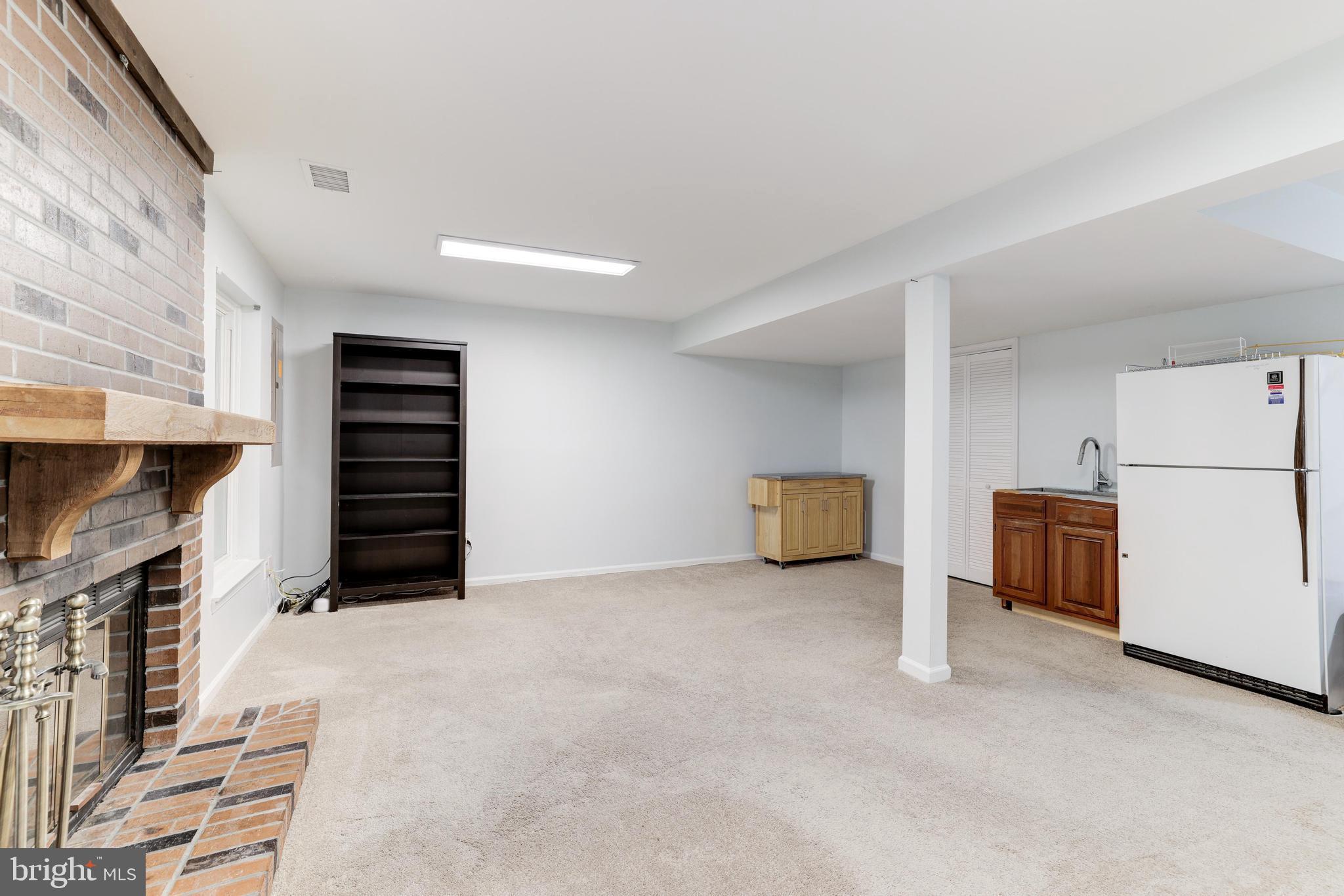 6241 Rathlin Drive Springfield, VA 22152 - Photo 32 of 45