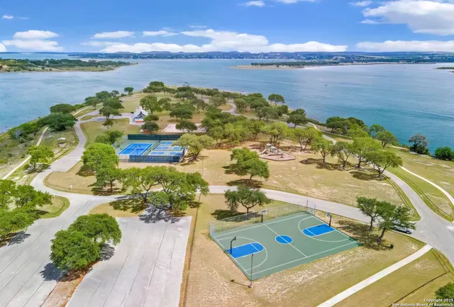 $1,495,000 | 1033 Mystic Shores Boulevard, Spring Branch, TX 78070