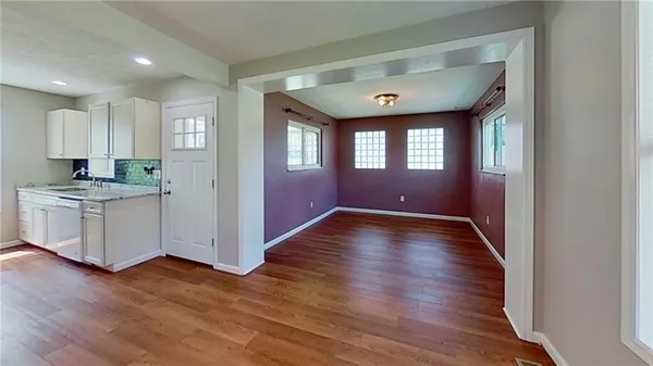 $1,995 | 1001 Fairview Drive, Bethel Park, PA 15102