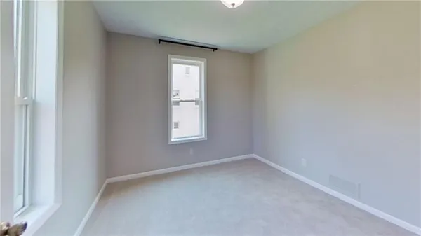 $1,995 | 1001 Fairview Drive, Bethel Park, PA 15102