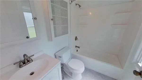 $1,995 | 1001 Fairview Drive, Bethel Park, PA 15102