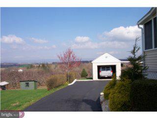 343 Kindts Corner Road Leesport, PA 19533 - Photo 3 of 6 Gallery Image 3