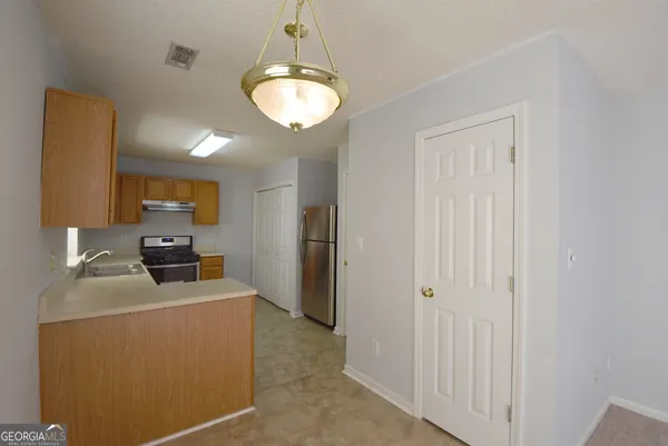 $1,950 | 147 South Fairfield Drive, Peachtree City, GA 30269