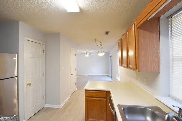 $1,950 | 147 South Fairfield Drive, Peachtree City, GA 30269