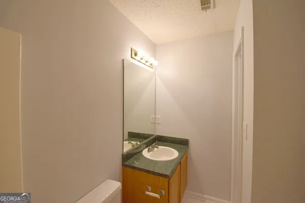 $1,950 | 147 South Fairfield Drive, Peachtree City, GA 30269