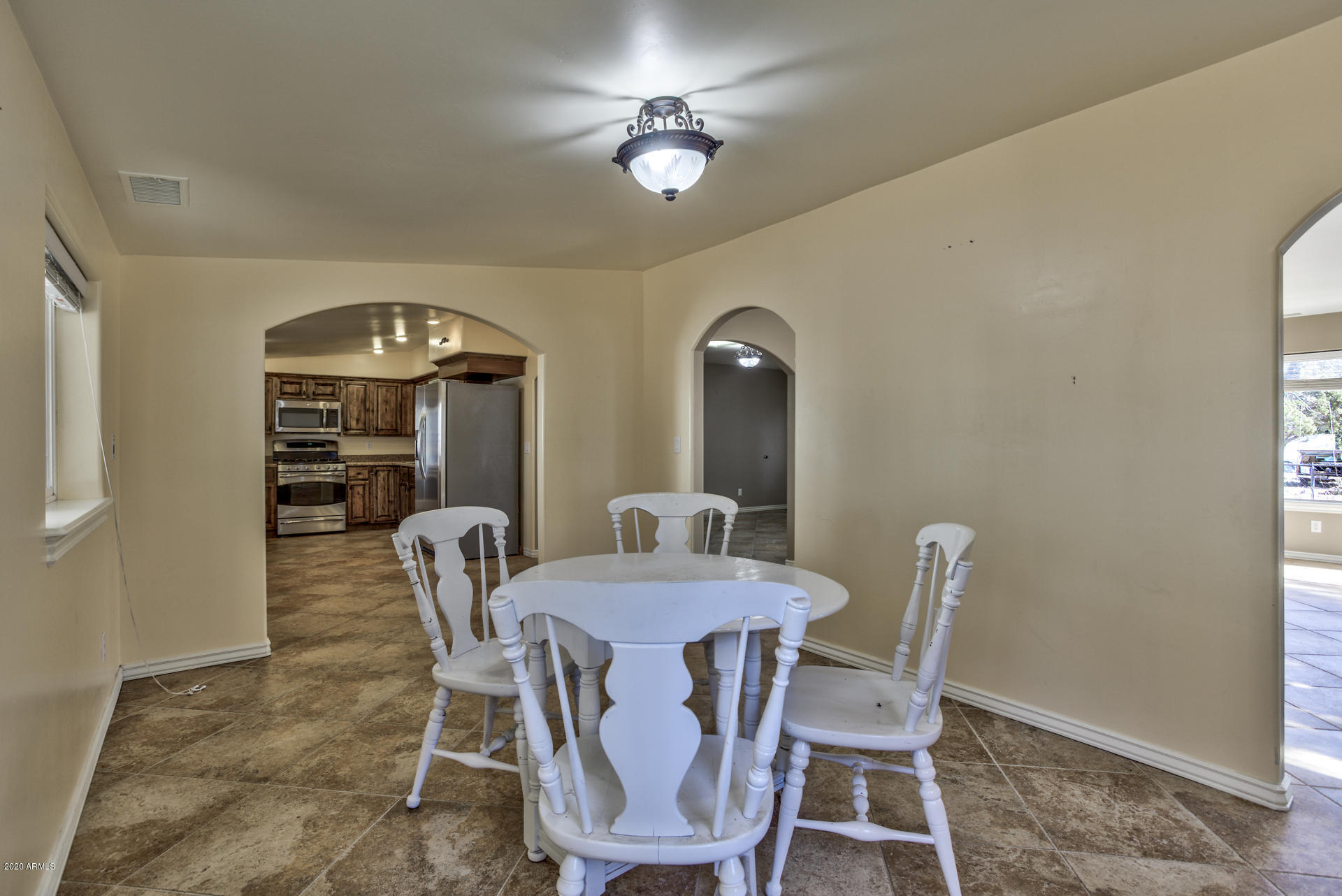 1800 North McLane Road Payson, AZ 85541 - Photo 8 of 27 Dining Area (2)