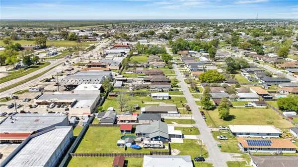 $275,000 | 5133 Oak Drive, Marrero, LA 70072