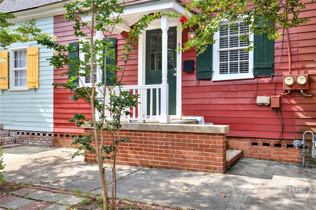 533 East Gordon Street Savannah, GA 31401 - Photo 2 of 32