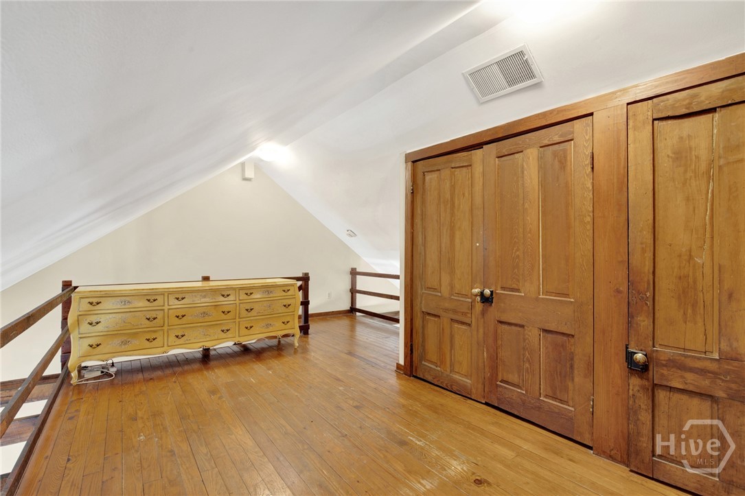 533 East Gordon Street Savannah, GA 31401 - Photo 24 of 32