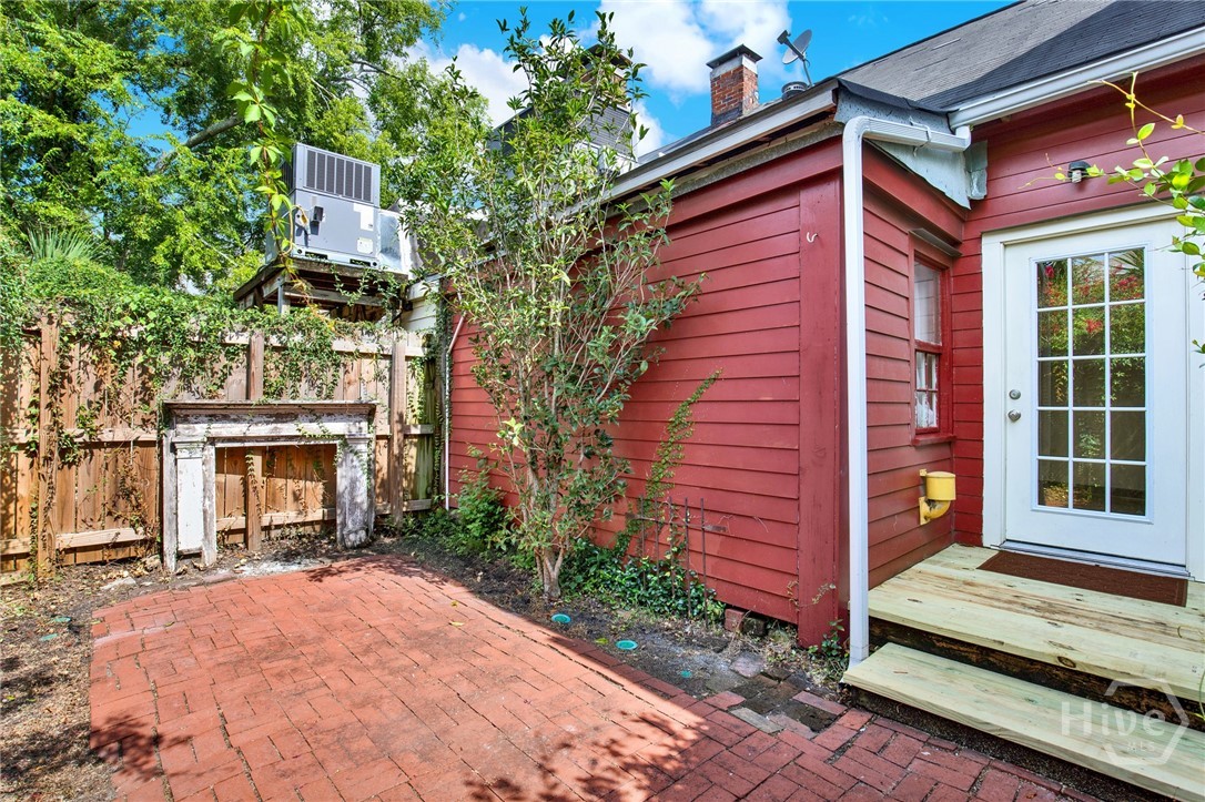 533 East Gordon Street Savannah, GA 31401 - Photo 28 of 32