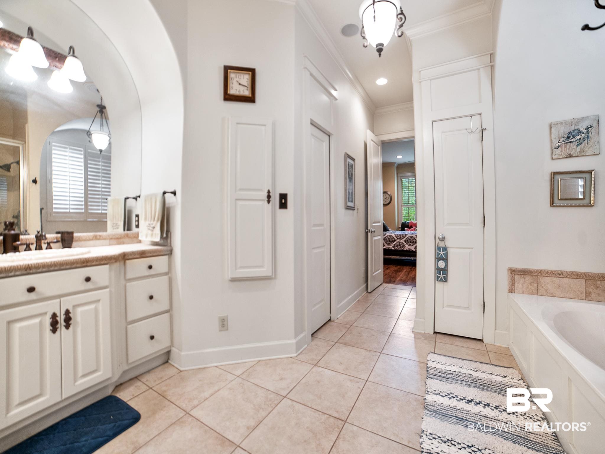6609 Sweetbay Court Mobile, AL 36618 - Photo 22 of 39