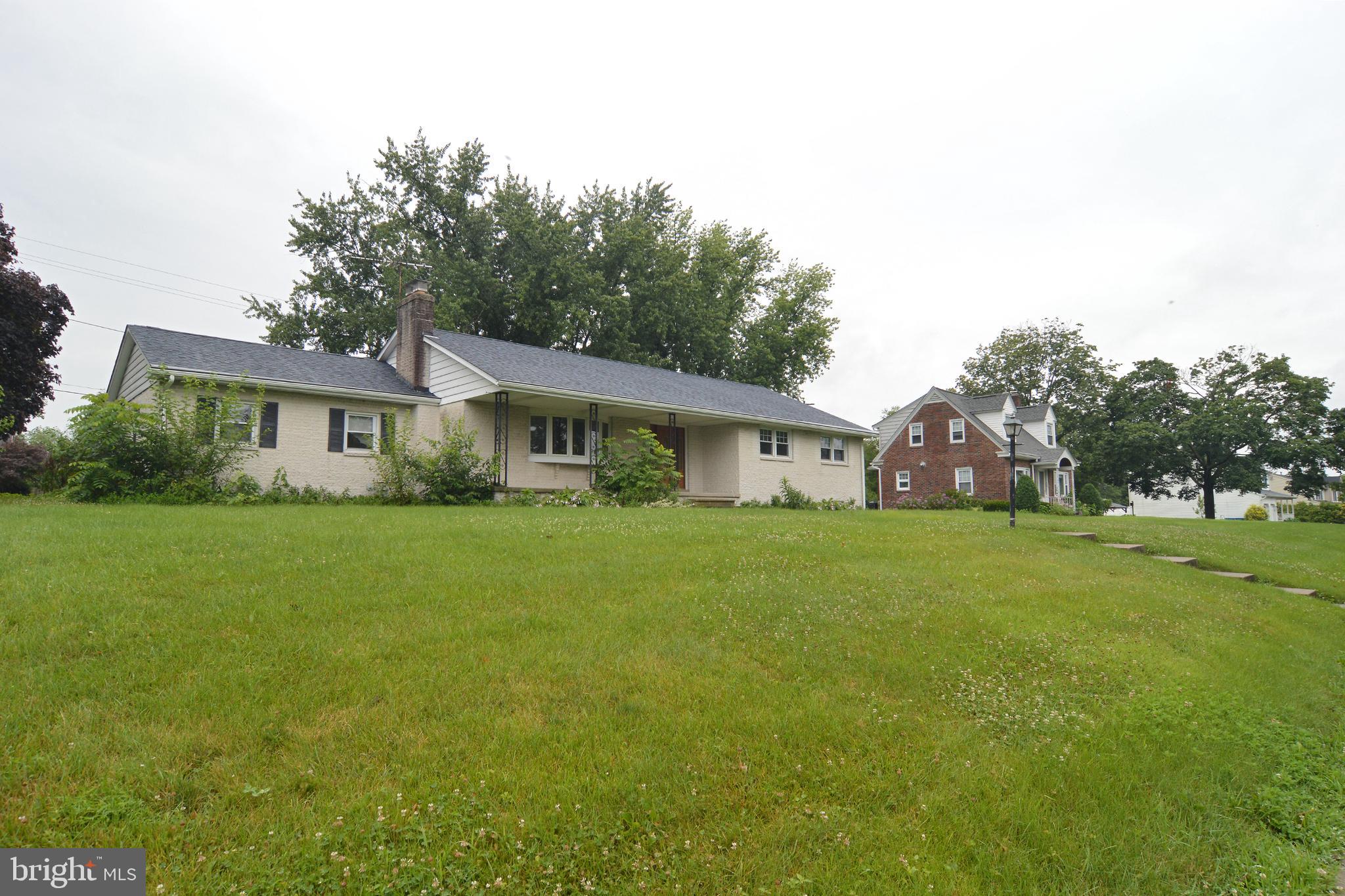4610 Hillside Road Reading, PA 19606 - Photo 3 of 36 Gallery Image 3