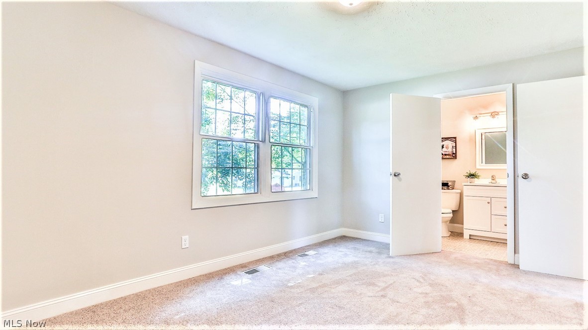 6141 Kungle Road New Franklin, OH 44216 - Photo 19 of 31 *MASTER BDRM AND FULL BATHROOM! ~