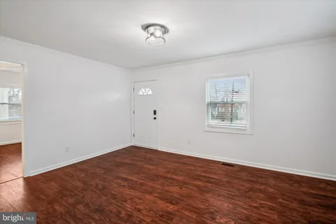 $425,000 | 9704 48th Place, College Park, MD 20740