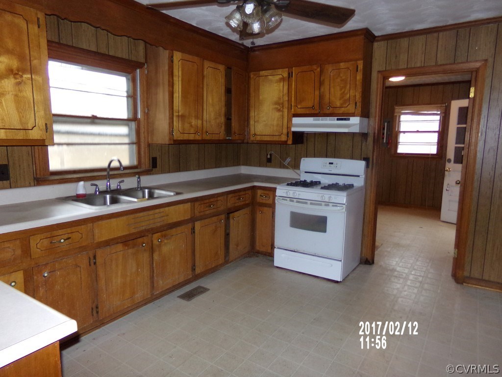 22099 Owen Road Jarratt, VA 23867 - Photo 4 of 19 Gallery Image 4