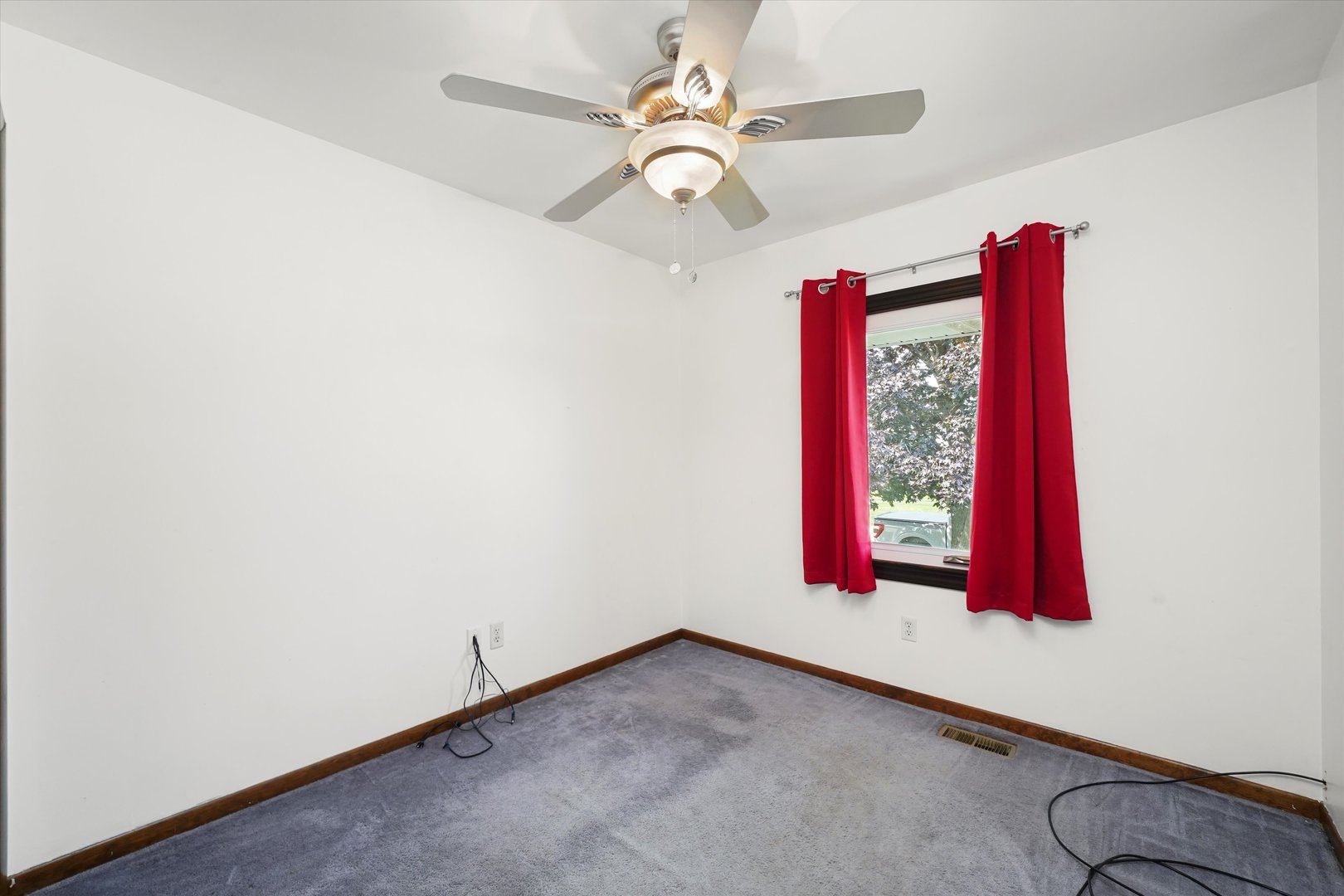 715 Rogers Road Romeoville, IL 60446 - Photo 13 of 29 Gallery Image 13