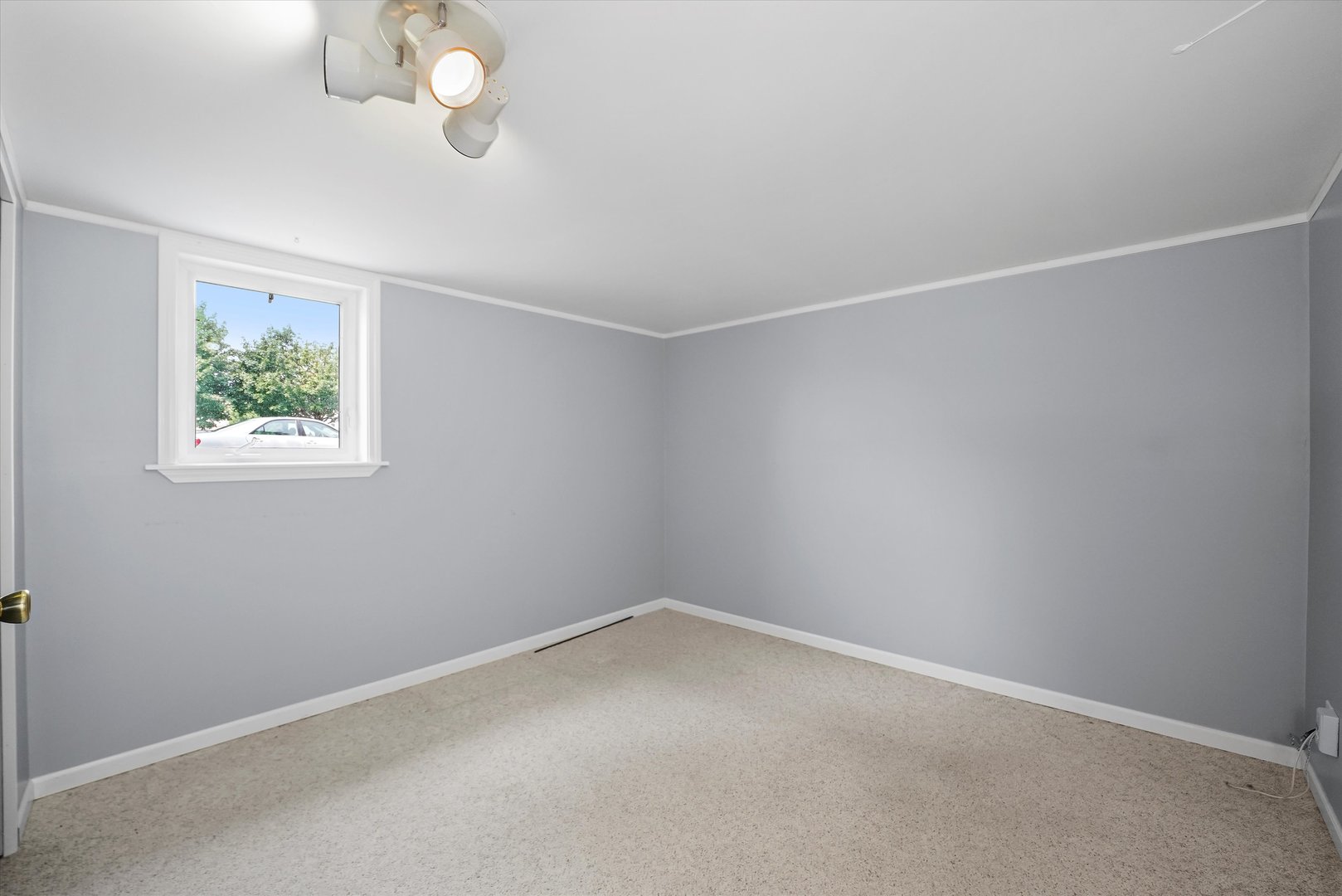 715 Rogers Road Romeoville, IL 60446 - Photo 15 of 29 Gallery Image 15