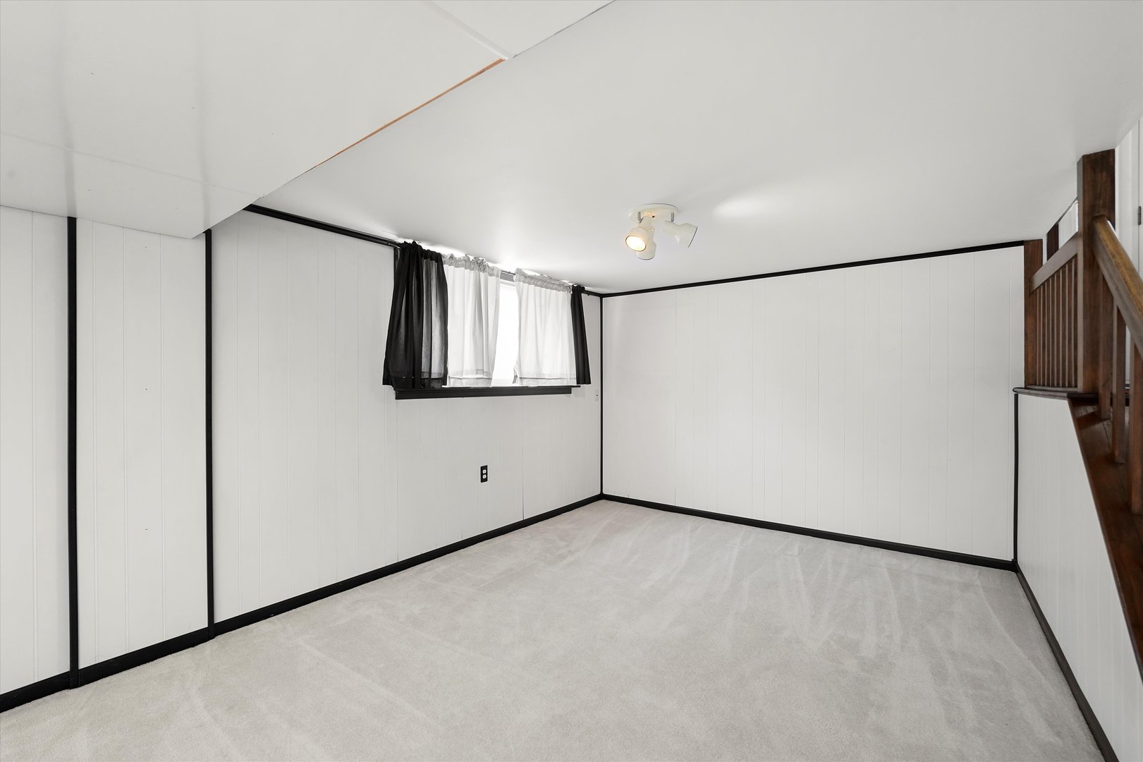 715 Rogers Road Romeoville, IL 60446 - Photo 18 of 29 Gallery Image 18