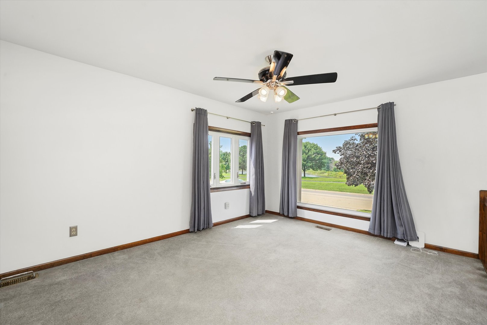 715 Rogers Road Romeoville, IL 60446 - Photo 6 of 29 Gallery Image 6