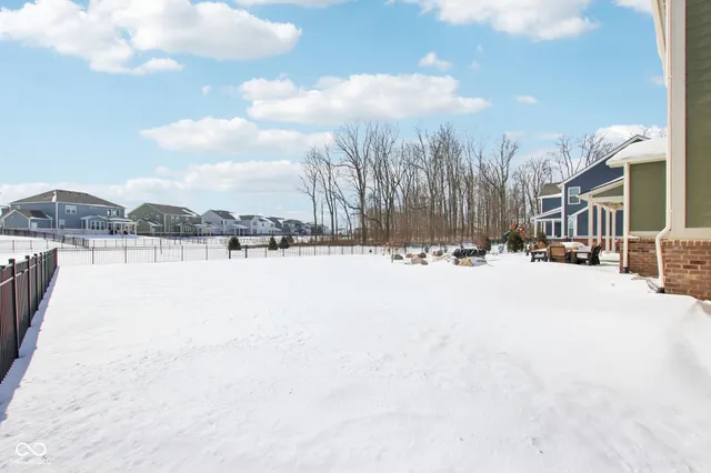 $800,000 | 325 Middleton Circle, Westfield, IN 46074