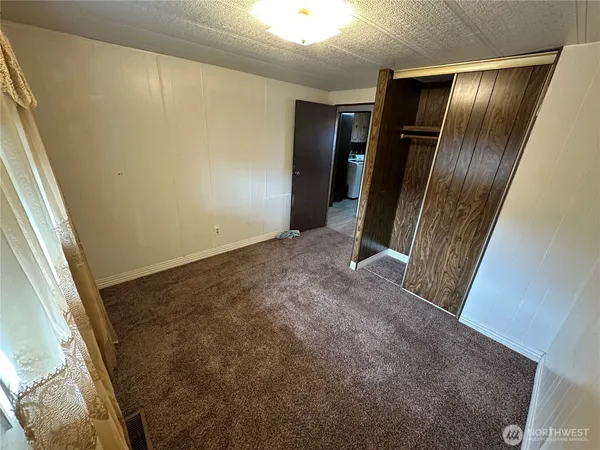 $90,000 | 1402 22nd Street Northeast, Unit 27, Auburn, WA 98002