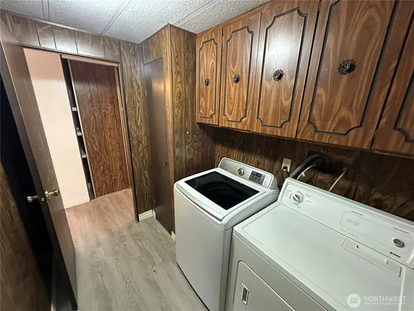 $90,000 | 1402 22nd Street Northeast, Unit 27, Auburn, WA 98002