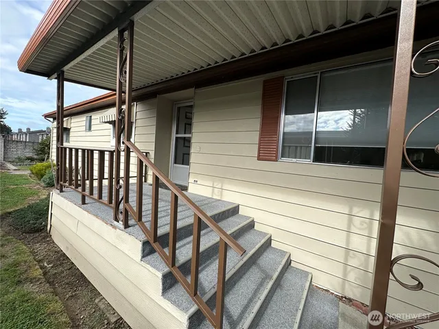 $95,000 | 1402 22nd Street Northeast, Unit 27, Auburn, WA 98002