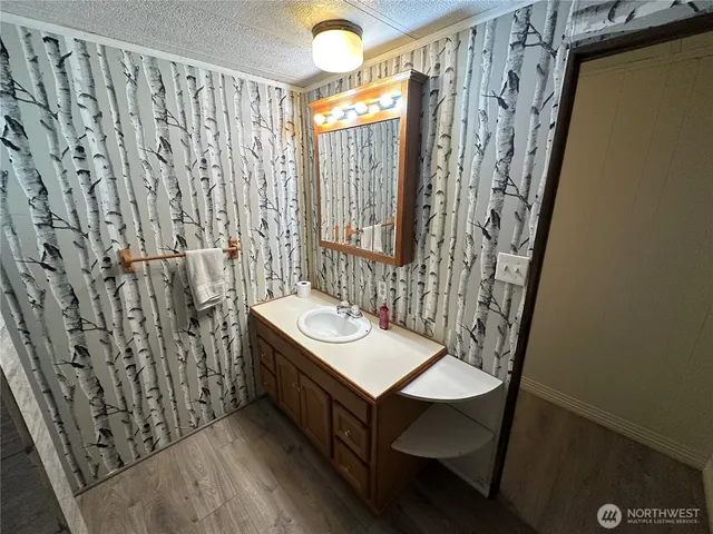 $95,000 | 1402 22nd Street Northeast, Unit 27, Auburn, WA 98002