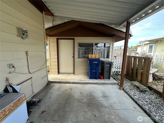 $95,000 | 1402 22nd Street Northeast, Unit 27, Auburn, WA 98002