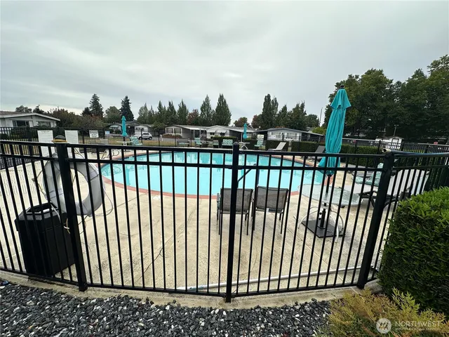 $95,000 | 1402 22nd Street Northeast, Unit 27, Auburn, WA 98002