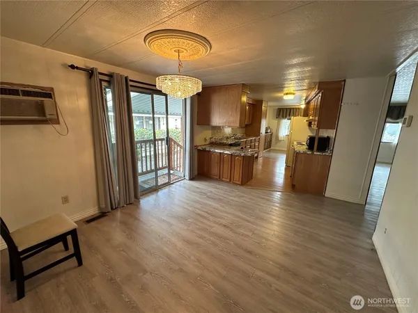 $90,000 | 1402 22nd Street Northeast, Unit 27, Auburn, WA 98002