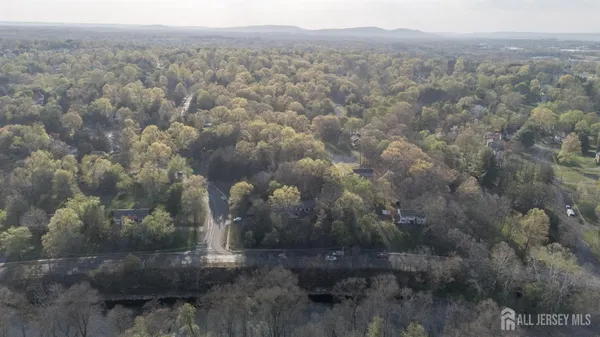 $750,000 | 333 River Road, Somerville, NJ 08876