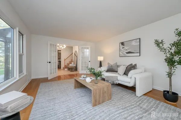$750,000 | 333 River Road, Somerville, NJ 08876