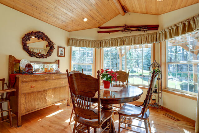 20557 Rusticate Road Bend, OR 97702 - Photo 13 of 59 20557 Rusticate Rd-13