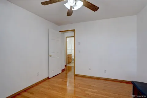 a view of a livingroom with furniture