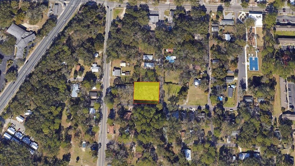 628 Northeast 15th Terrace Gainesville, FL 32641 - Photo 5 of 9 a aerial view of a city