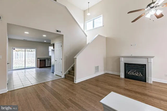 $2,200 | 423 Carver Drive, Wilmington, DE 19801