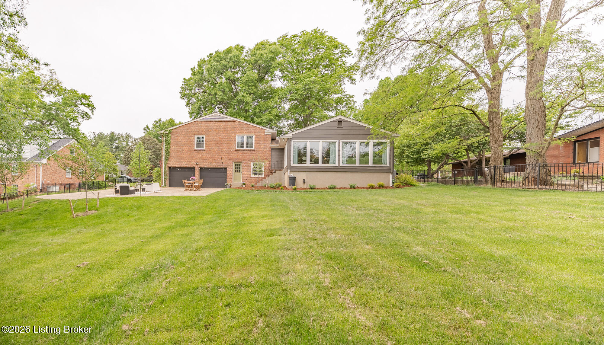 2409 Tuckaho Road Louisville, KY 40207 - Photo 34 of 35 2409 tuckaho (42 of 42)