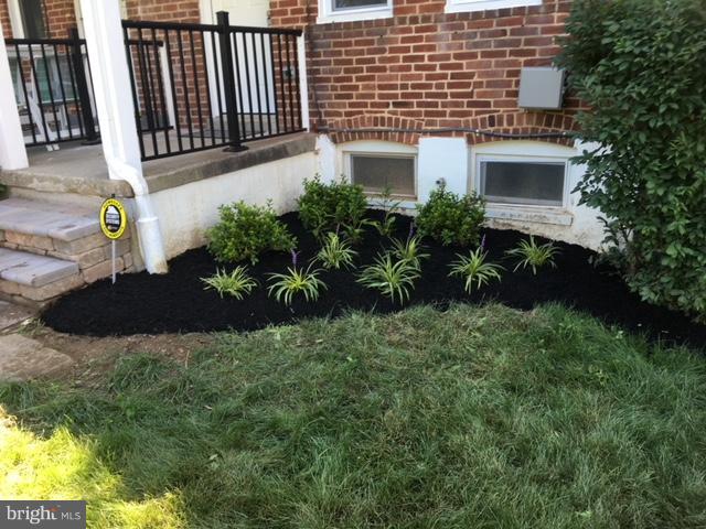 1617 Yakona Road Towson, MD 21286 - Photo 3 of 22 EXTENSIVE LANDSCAPING