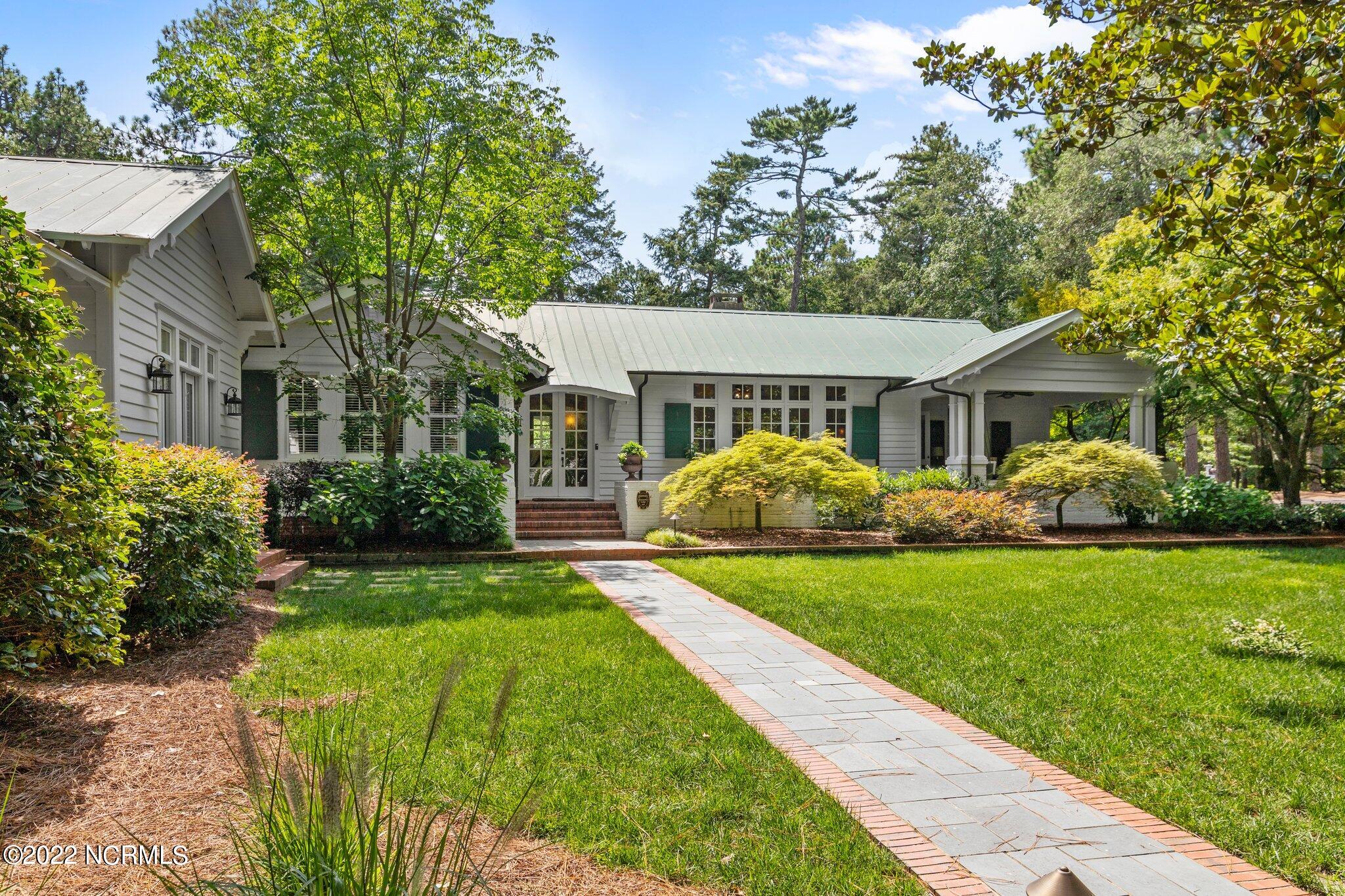 75 Linden Road Pinehurst, NC 28374 - Photo 2 of 61 43-web-or-mls-IMG_1152