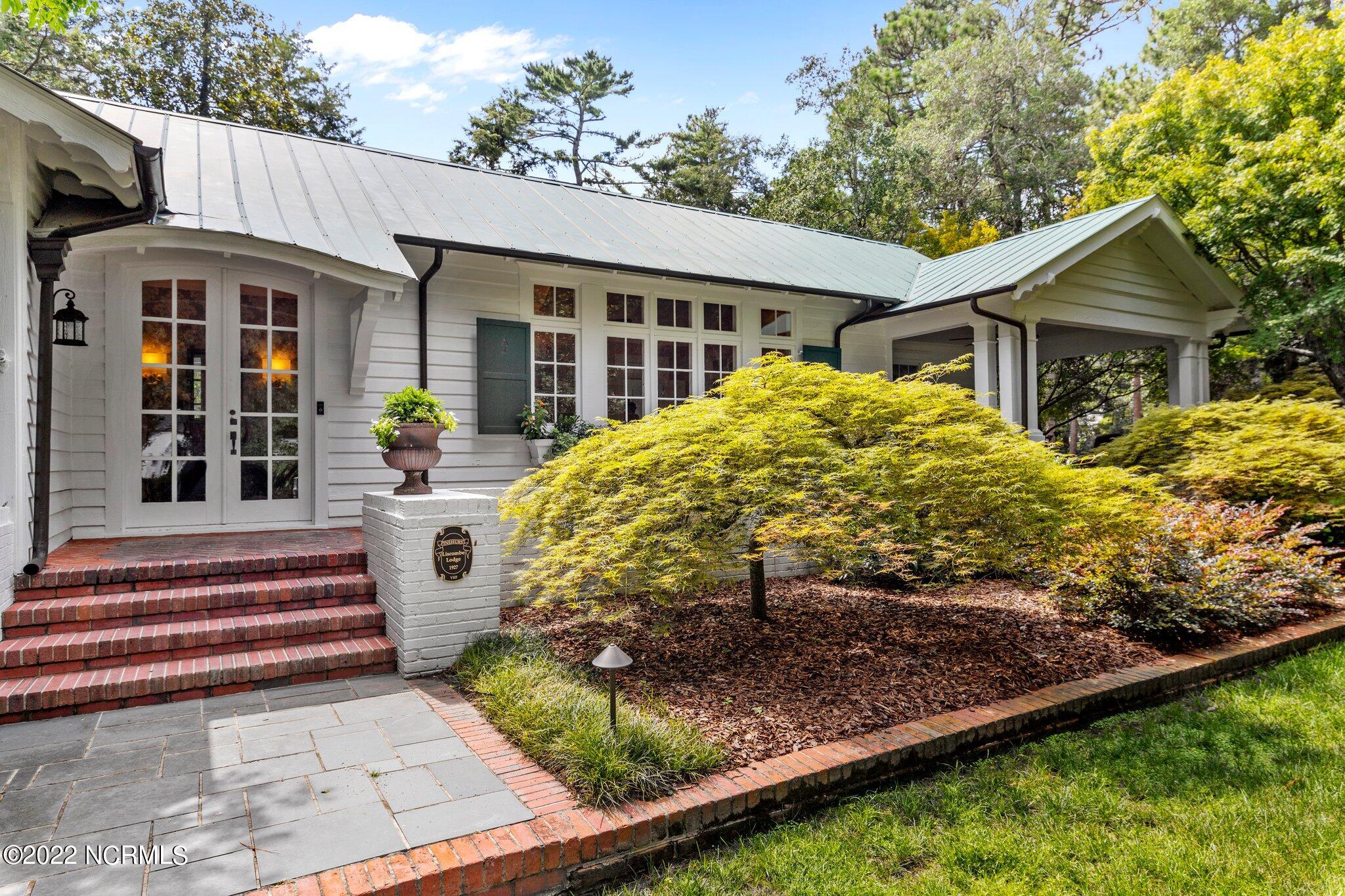 75 Linden Road Pinehurst, NC 28374 - Photo 3 of 61 40-web-or-mls-IMG_1148