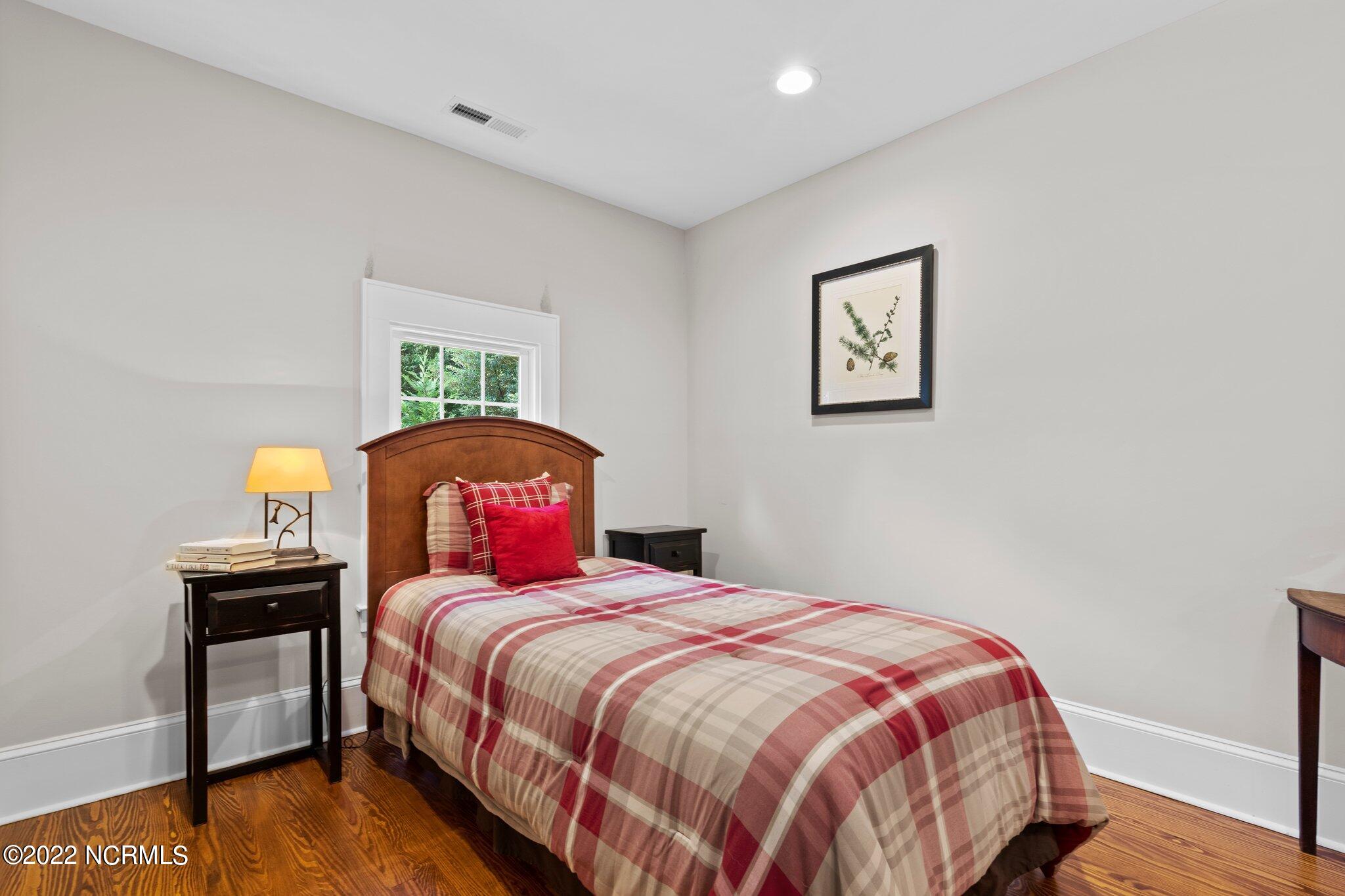 75 Linden Road Pinehurst, NC 28374 - Photo 53 of 61 Guest Cottage