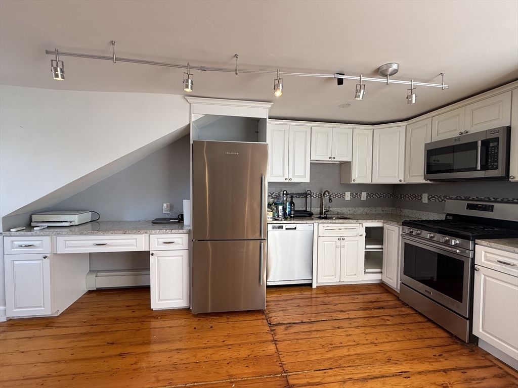 88 West Springfield Street, Unit 4 Boston, MA 02118 - Photo 4 of 19
