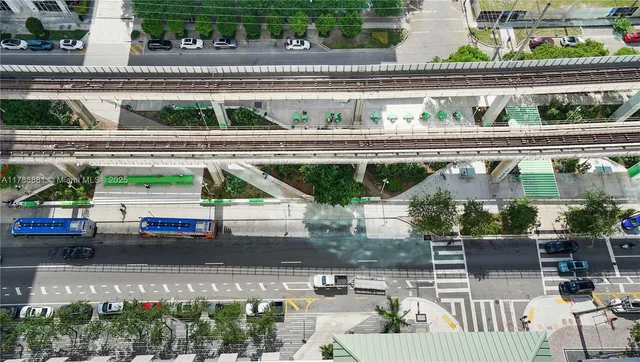 $520,000 | 999 Southwest 1st Avenue, Unit 2313, Miami, FL 33130