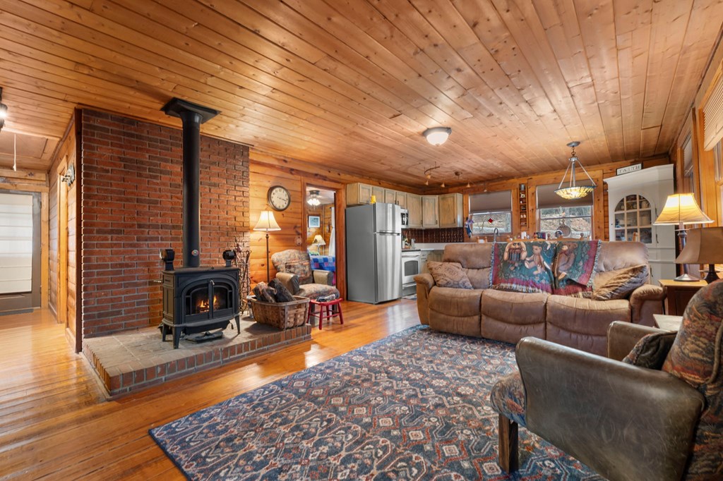 451 Summit Road Otto, NC 28763 - Photo 10 of 40