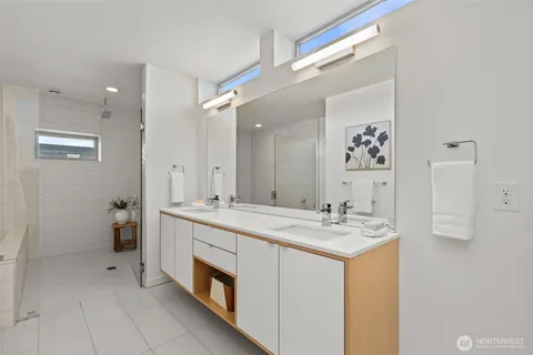 $1,220,000 | 6217 Flora Avenue South, Seattle, WA 98108