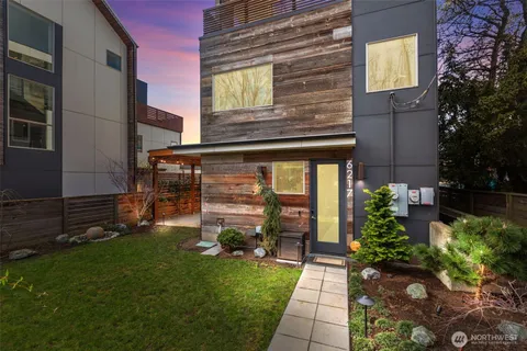 $1,220,000 | 6217 Flora Avenue South, Seattle, WA 98108