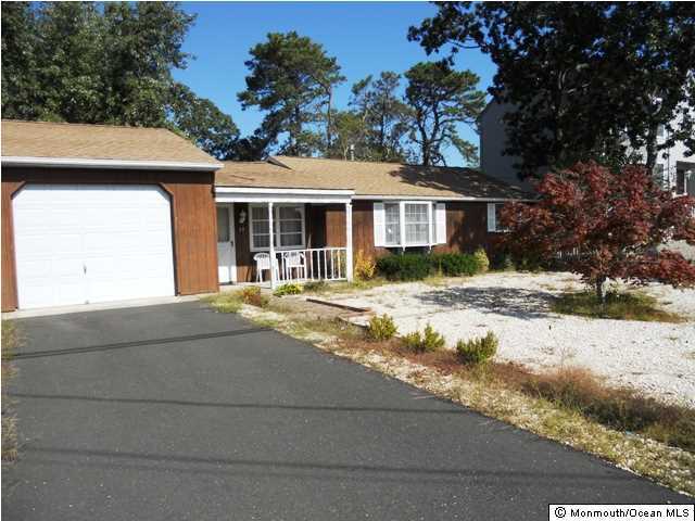 19 Seagoin Road Brick, NJ 08723 - Photo 1 of 7 Primary Photo