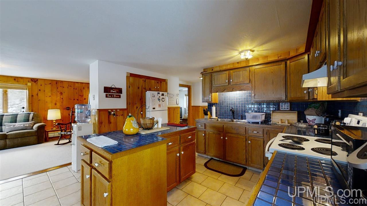 N6427 Co Road Shingleton, MI 49884 - Photo 10 of 50